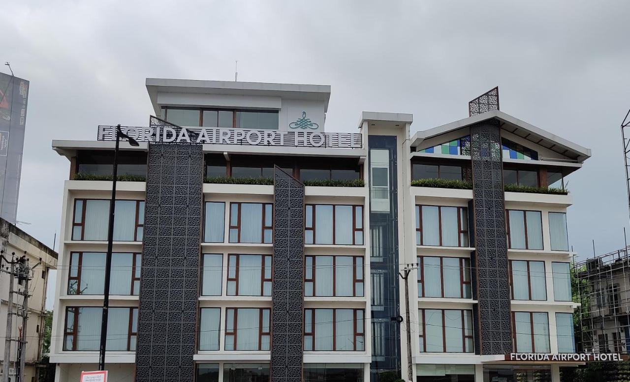 Florida Airport Hotel Kochi Недумбассері Екстер'єр фото