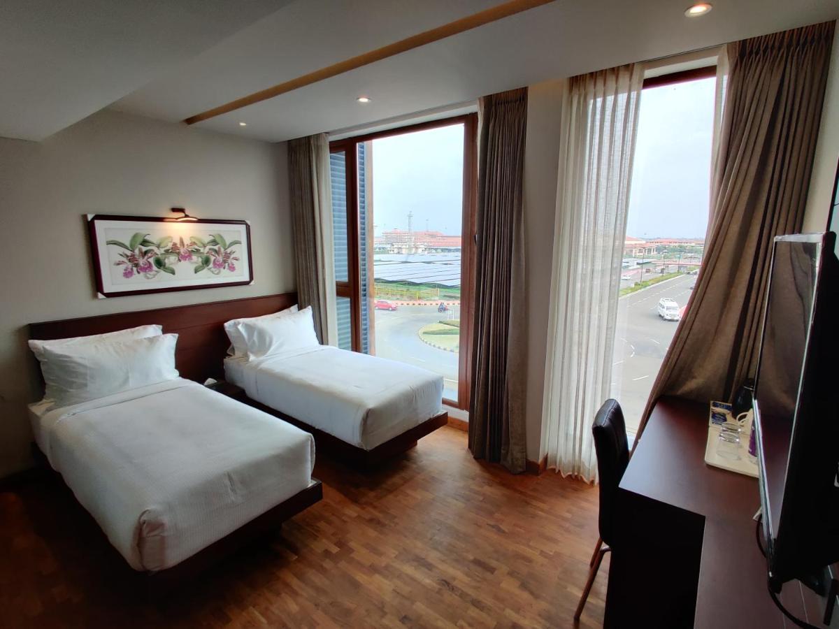 Florida Airport Hotel Kochi Недумбассері Екстер'єр фото