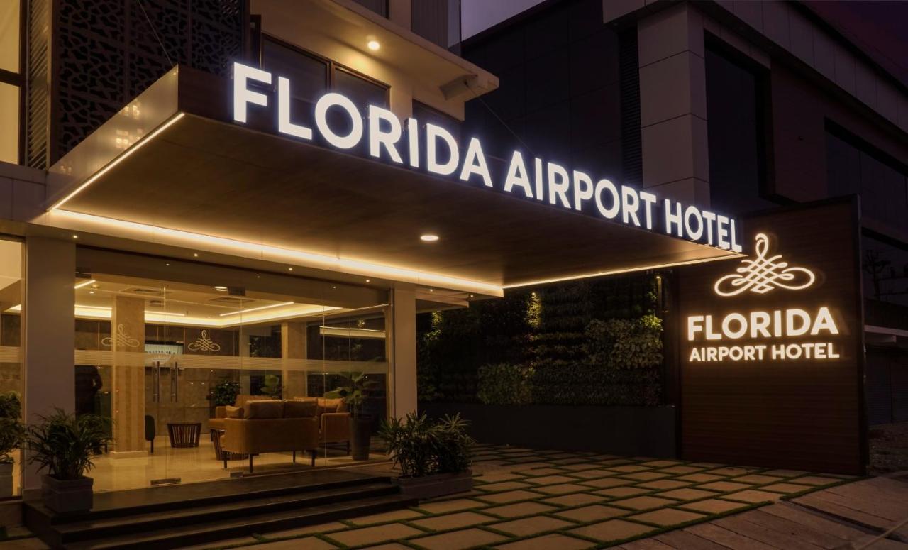 Florida Airport Hotel Kochi Недумбассері Екстер'єр фото