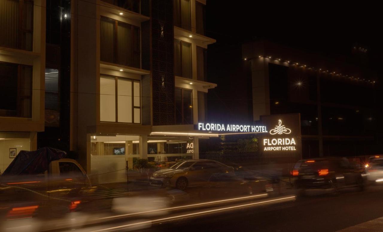 Florida Airport Hotel Kochi Недумбассері Екстер'єр фото
